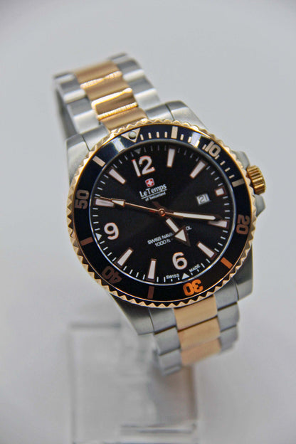 Le Temps Swiss Naval Patrol Diver 300m 316L color plata/oro rosa PVD 43mm