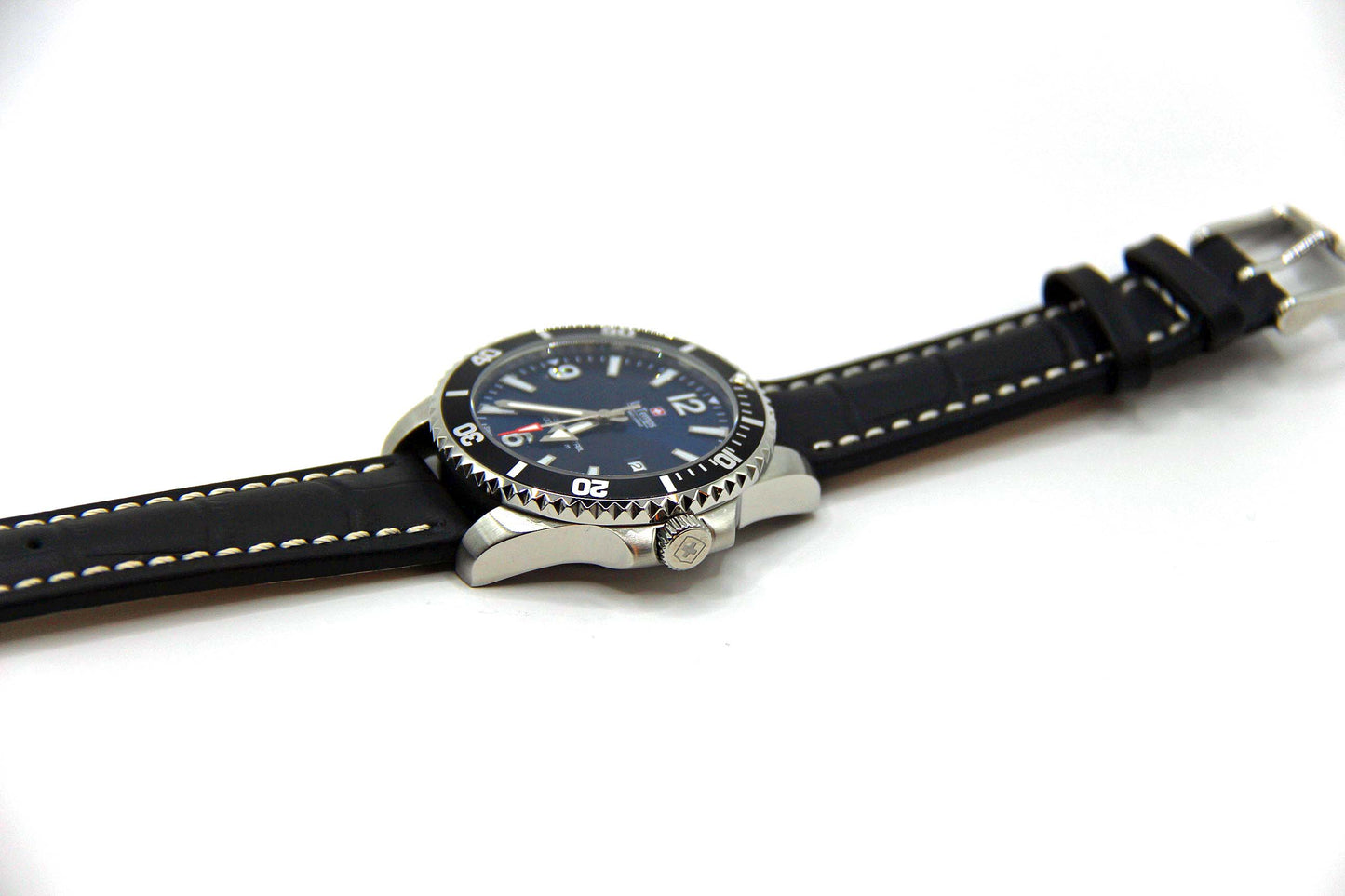 Le Temps Swiss Naval Patrol Diver 300m azul/negro cuero 43mm