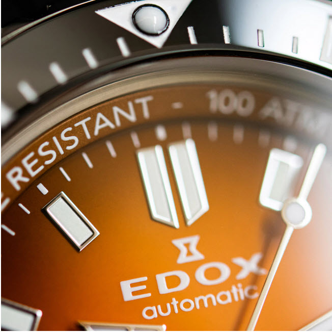 Edox Neptunian Date automático naranja caucho