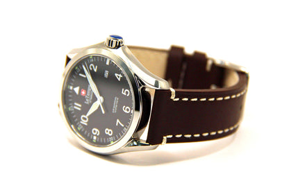 Le Temps Air Marshal negro cuero marrón 43mm