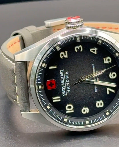 Swiss Military cuero gris